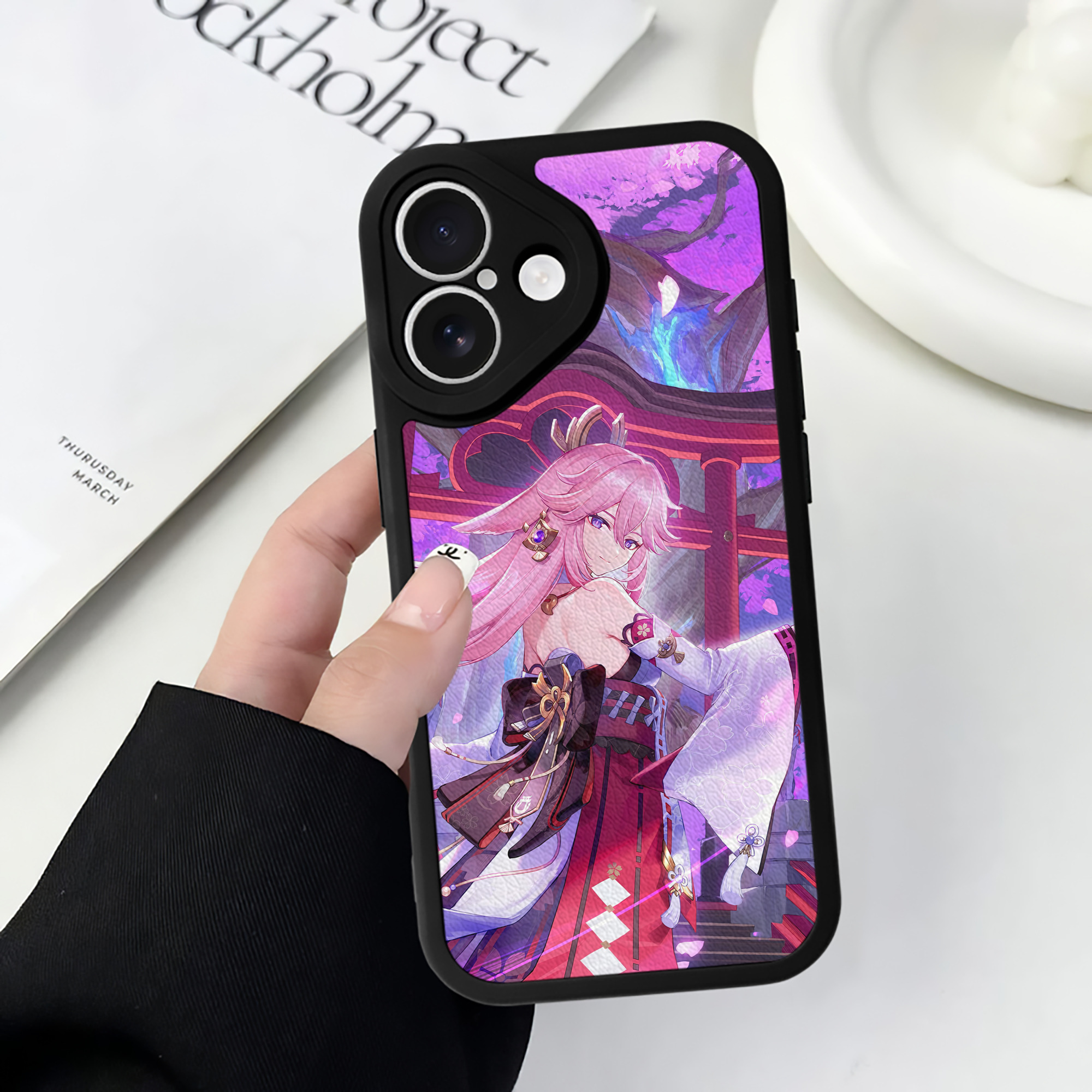 げんし神 genshin 【iPhone 16シリーズ対応】シリコンスマホケース（レザー調） 材質：シリコン